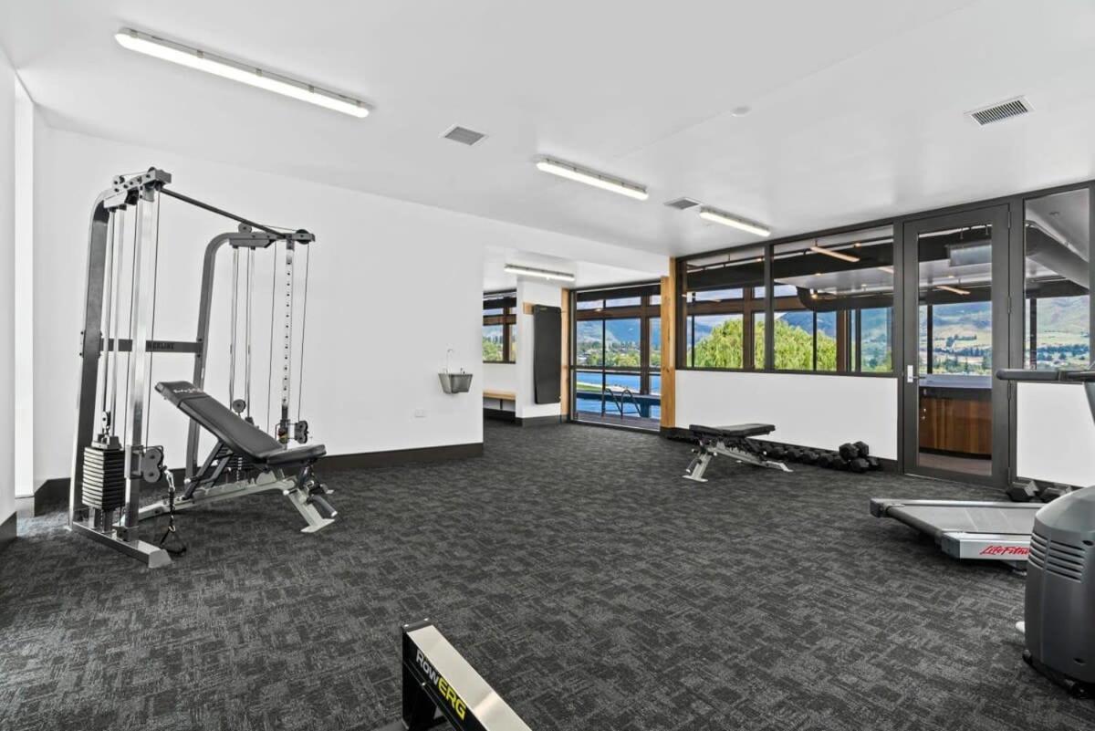 Lake View Studio Apartment Уанака Екстериор снимка
