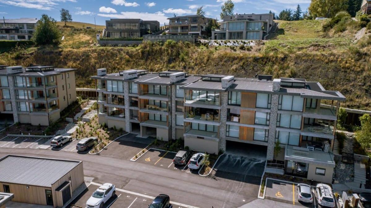 Lake View Studio Apartment Уанака Екстериор снимка