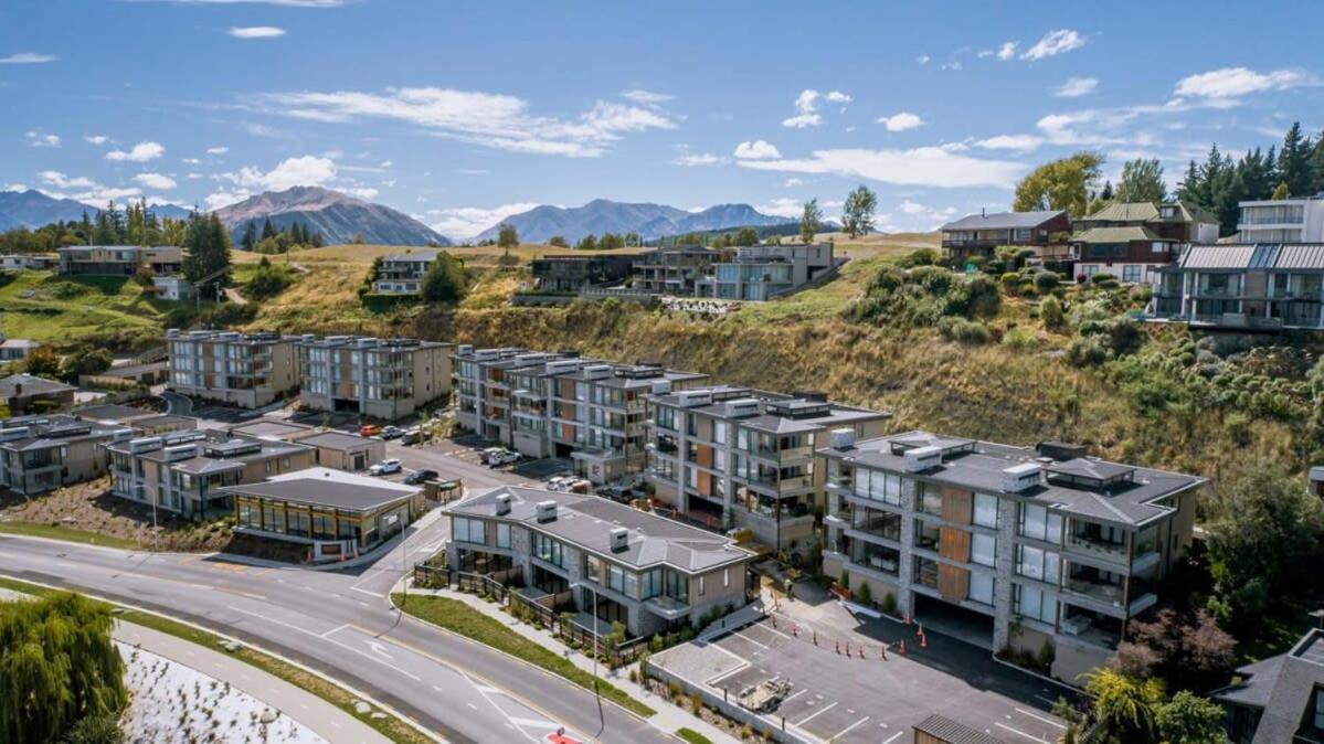 Lake View Studio Apartment Уанака Екстериор снимка